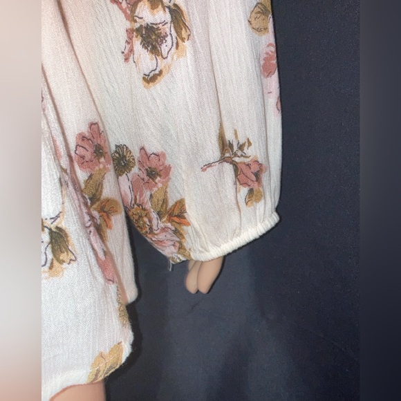 Women’s Coverup Audrey 3+1 Romper. Lined on bottom. Size M-L. Cream with flowers - Picture 5 of 11